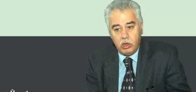 عەبدولحسێن شەعبان توێژەر و بیرمەندی عێراقی بۆ گوڵان:     تێكشكانی ناسنامەی یەكگرتووی عێراق تا ئێستا هەر بەردەوامە   ناسنامەی یەكگرتوو، ناسنامە لاوەكییەكان ناسڕێتەوە