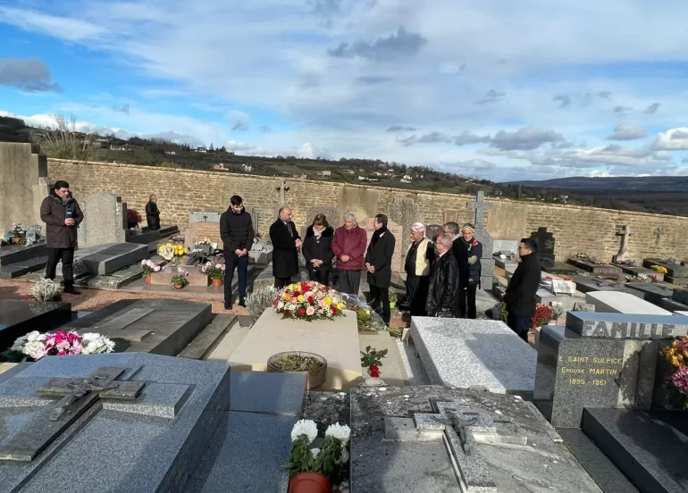 فه‌وزى هه‌ريرى به‌شدارى له‌ يادى كۆچى دواييى خاتوو ميتير‌اندا ده‌كات