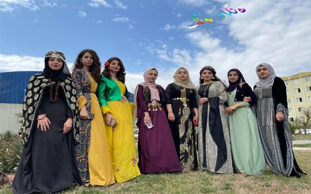 لە مانگی ئازار و نەورۆزدا باوی جل و بەرگی كوردییە