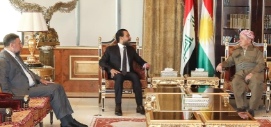 الرئيس بارزاني يبحث مع وفد السيادة آخر تطورات الوضع في العراق