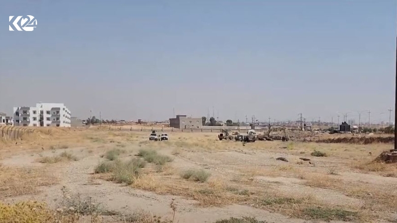 Li Kerkûkê Heşdî Şeibî zeviyên taxên Kurdan dagîr dike