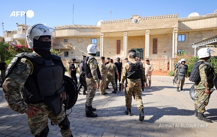 Swedish Embassy in Baghdad Set Ablaze by Protesters Amid Quran Burning Tensions