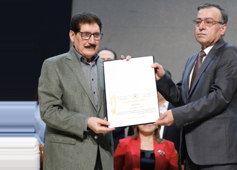 ڕێوڕەسمی دابەشكردنی كتێبی یەكەمی بازنەی گفتۆگۆ  گفتوگۆ لەگەڵ ناڕەزایی خەڵك   