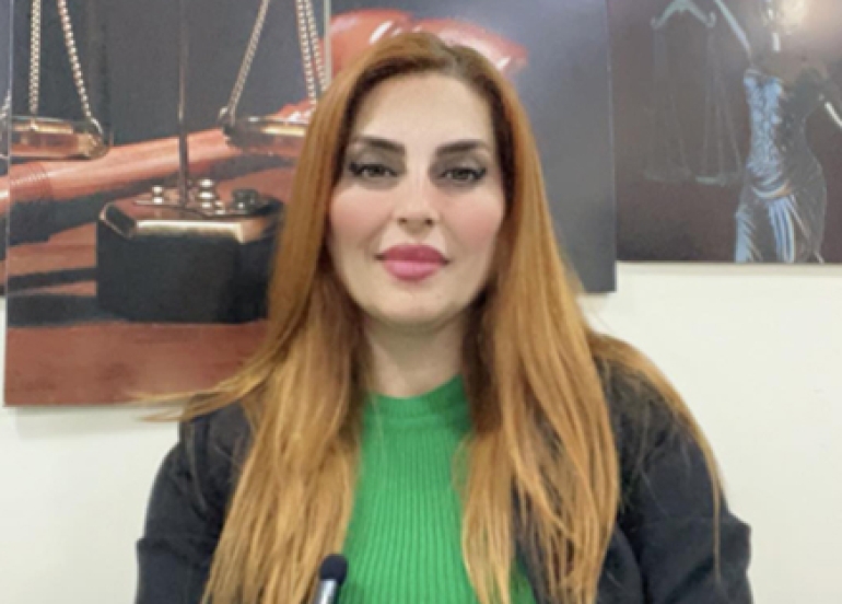 ڕۆژگار موحسین  بەرپرسی یەكەی مافی مرۆڤ لە وەزارەتی دادی حكومەتی هەرێمی كوردستان:     ڕێژەی بەشداریی ئافرەت لە كەرتی گشتی و تایبەت زۆرە، بەڵام لە شوێنی بڕیاردان و پۆستە باڵاكان زۆر كەمە