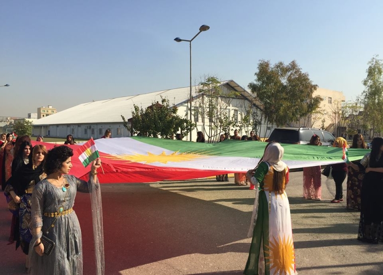 ئــافـــرەتــــان سەركۆنەی بڕیارەكانی دادگای فیدڕاڵی و بڕینی قوتی خەڵك دەكەن