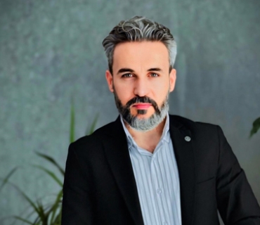 خــۆزگــە نــەتـــەوە پەرست دەبوین