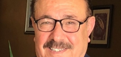 ثقافة التزلف.. مرض المجتمعات المأزومة بالسلطة