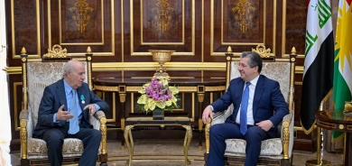 Mesrûr Barzanî ji ber bidestxistina Xelata Pûşkînê pîrozbahî li Profesor Reşad Mîran kir