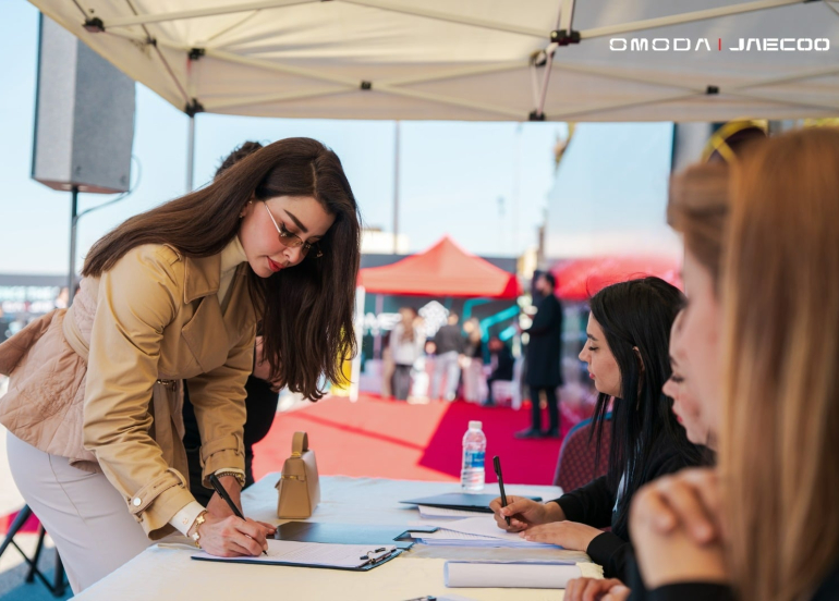 یەکەمین تاقیکردنەوەی لێخوڕینی ئۆتۆمبێلي ئۆمۆدا و جەیکۆ لە هەولێر ئەنجامدرا