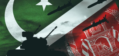 Efxanistanê bi balafiran li Pakistanê xist