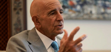 Tom Barrack têkildarî girên Colanê gotinên xwe paşde kişandin