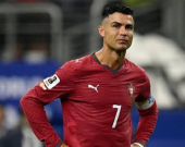 شرارة الخلاف مع خيسوس تدفع رونالدو لمغادرة منتخب البرتغال وتنازل اضطراري عن الرقم 7