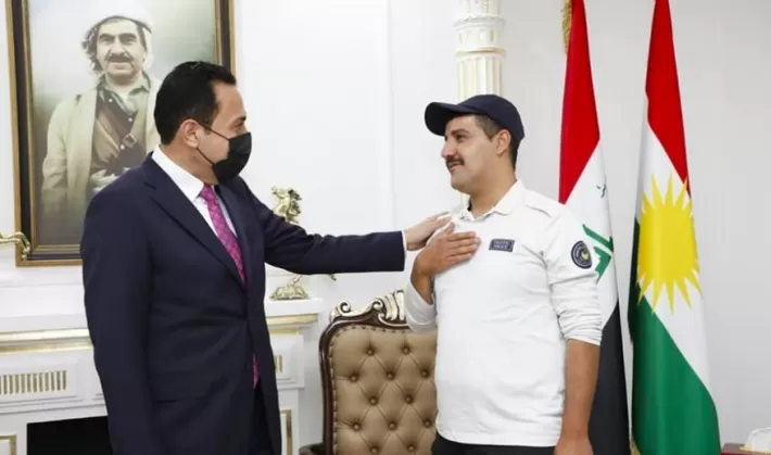 Parêzgarê Hewlêrê pêşwazî li wî polîsê tirafîkê kir