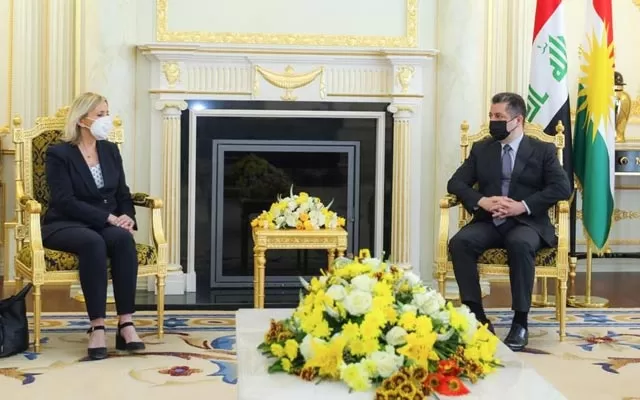 سەرۆکی حکومەتی هەرێمی کوردستان پێشوازی لە شاندێکی فەرەنسی دەکات