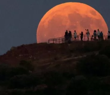 كاتی دەركەوتنی 