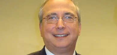 گریگۆری ئەفتاندیلیان  پسپۆڕی كاروباری رۆژهەڵاتی ناوەڕاست بۆ گوڵان:     ئەمریكا پێویستی بە نەوتی رۆژهەڵاتی ناوەڕاست نەماوە، بەڵام دەست لەم ناوچەیەش هەڵناگرێت