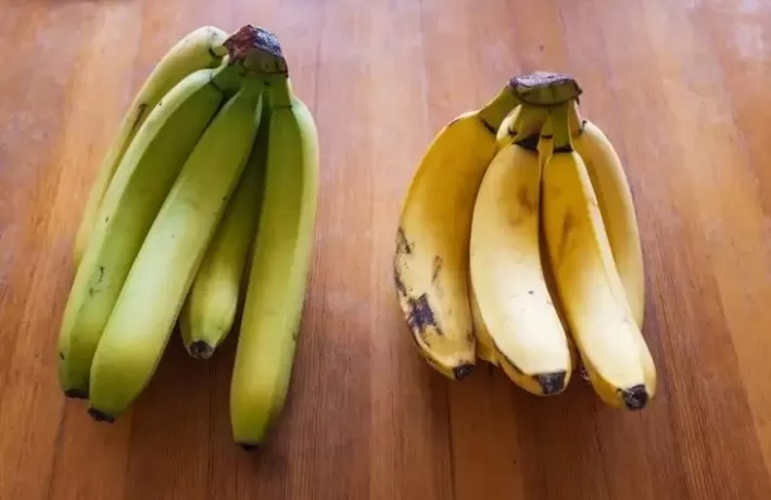 الموز الأخضر أم الأصفر.. أيهما أكثر فائدة للجسم؟