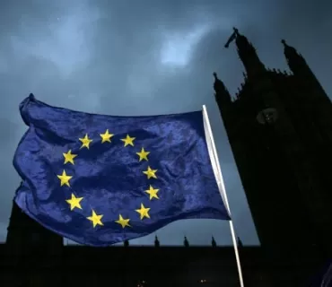 یەکێتی ئەوروپا پڕۆسەی پەسەندکردنی پلانی بوژاندنەوەی ئابووری جێبەجێ دەکات