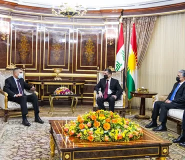 سەرۆکی حکومەتی هەرێمی کوردستان پێشوازی لە پارێزگاری بەسڕا دەکات