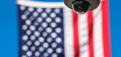 ماكرون وميركل يطلبان التفسير من واشنطن بعد 