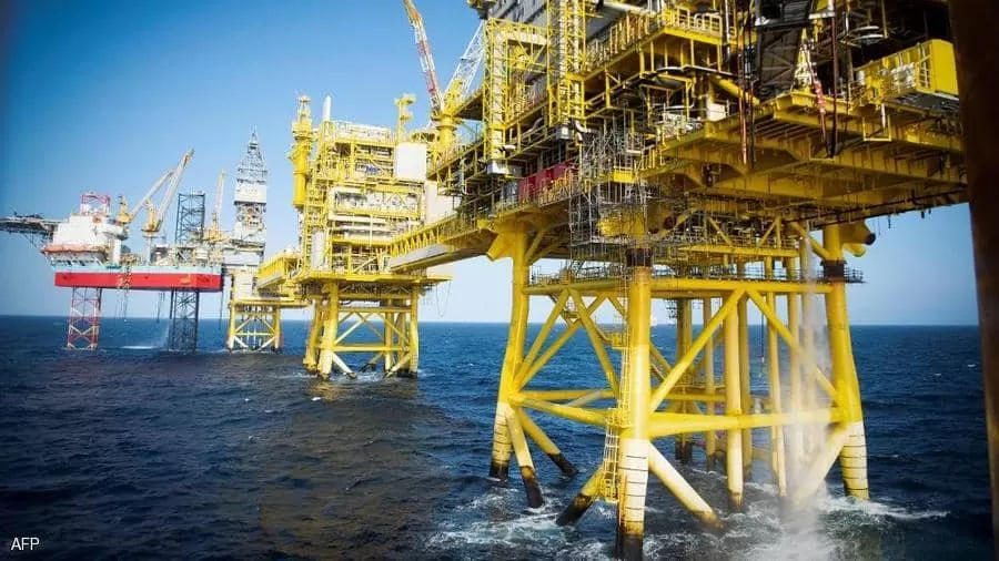 النفط يتجاوز 70 دولارا للبرميل مدفوعا بتوقعات نمو الطلب