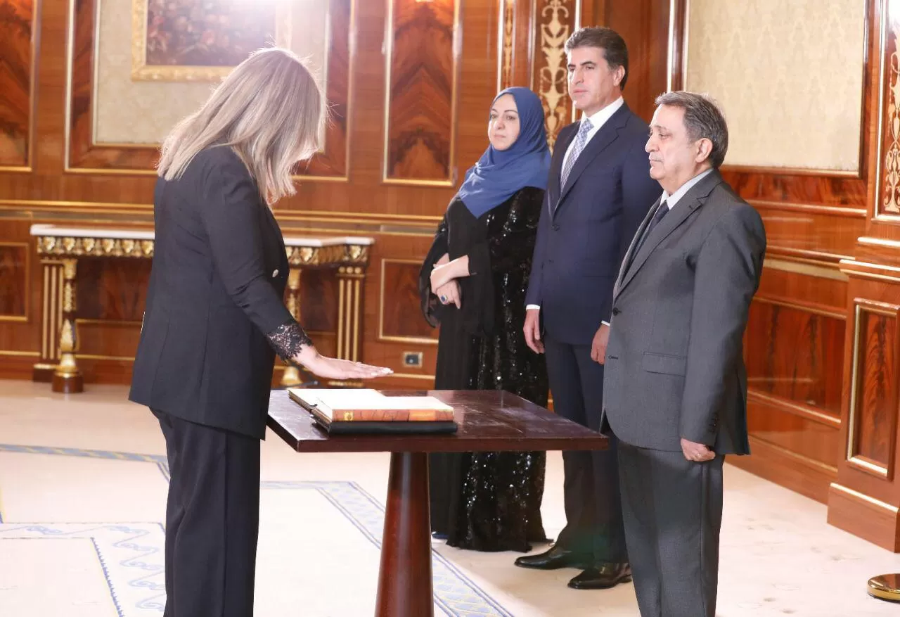 نيجيرفان بارزاني يوقع أمراً إقليمياً بتعیین رئيسة لهيئة حقوق الإنسان في إقليم كوردستان