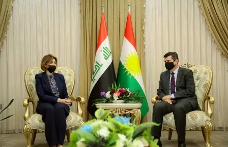 وزيرة الهجرة الاتحادية ومحافظ دهوك يبحثان أوضاع النازحين واللاجئين