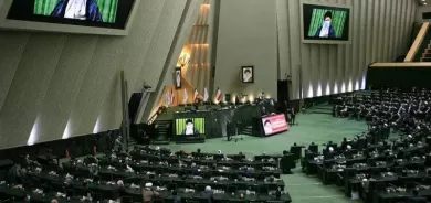 خامنئي يقر بتخبط مؤسسات الحكم في إيران