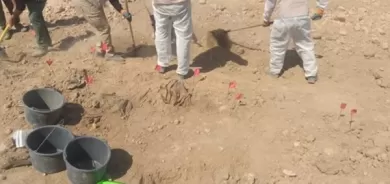 Two mass graves discovered in Iraq