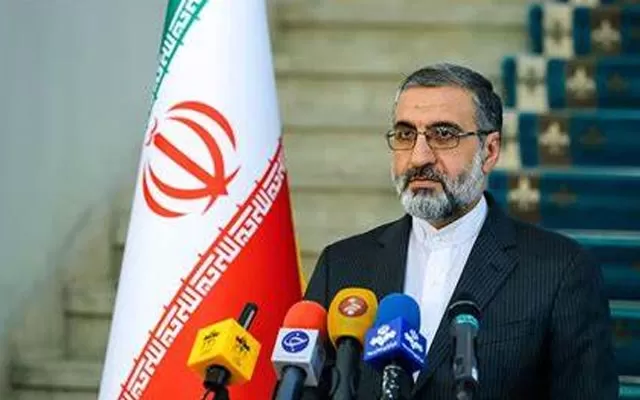 ئێران.. گەشتی دەرەوە لە تۆمەتبارانی بڵاوكردنەوەی تۆمارەكەی زەریفی قەدەغەكرا