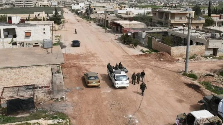 Artêşa Tirk gundên Şehbayê topbaran dike