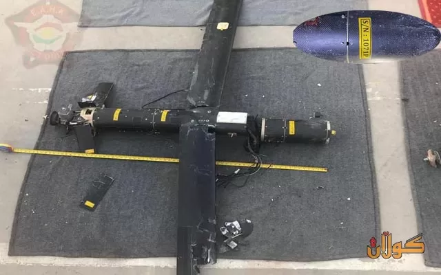 سێ درۆن بەر خانوو هاونیشتمانییەک لە نزیک گوندی براغ لە پارێزگای هەولێر دەکەوێت و درۆنێکیش لە چۆڵەوانییەکی چیای تارین دەکەوێتە خوارەوە