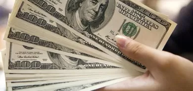 بەهای 100 دۆلاری ئەمەریكی لەسەرووی 147 هەزار دینار دەمێنێتەوە