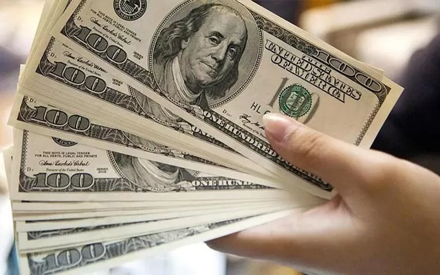 بەهای 100 دۆلاری ئەمەریكی لەسەرووی 147 هەزار دینار دەمێنێتەوە