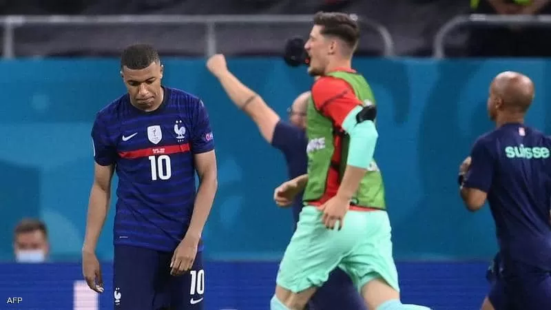 على غرار مبابي.. نجوم فطروا قلوب الجماهير بسبب 