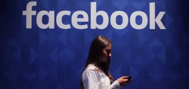 فيسبوك تنضم إلى 