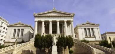 Di pirtûkxaneya niştimanî ya Yûnanê de beşa pirtûkên kurdî vedibe