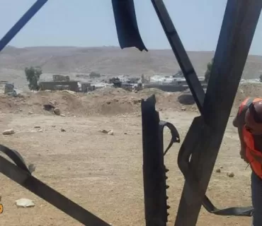 تەقاندنەوەی دوو تاوەری کارەبا لە مەخموور