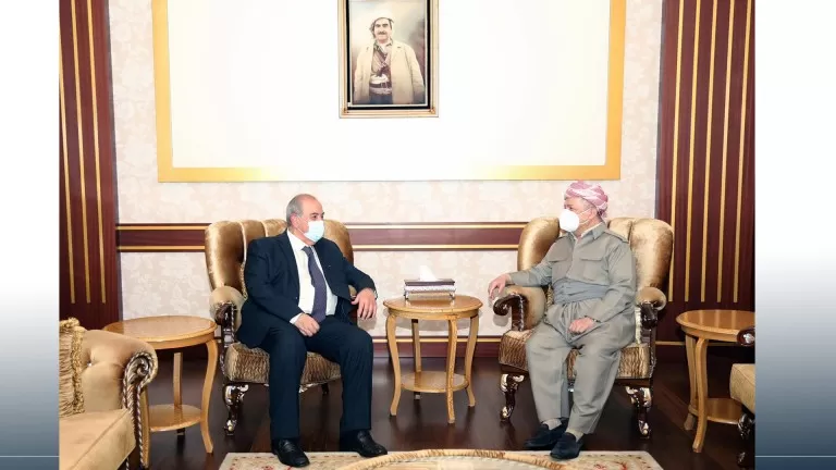 behsa pêşhatên dawî yên li Îraq û deverê kirin.