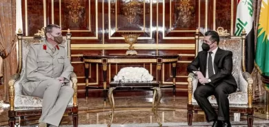 مەسرور بارزانی  سەرۆکی حکومەتی هەرێمی کوردستان پێشوازی لە جێگری فەرماندەی گشتیی هێزەکانی هاوپەیمانان لە عێراق و سووریا دەکات