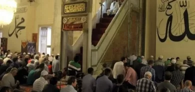 Li Stenbolê 9 melayên kurd li ser xutbeya kurdî hatin girtin!