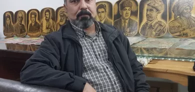 لە داردا،پۆترێتی خاڵكاری