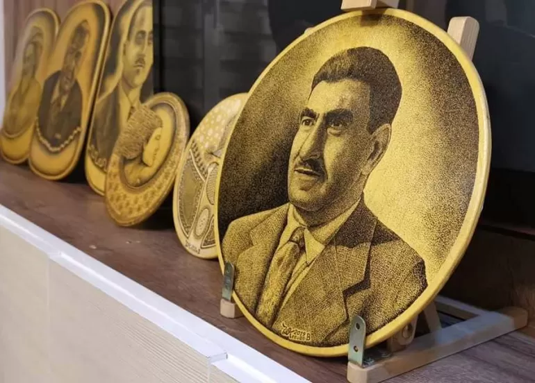 لە داردا،پۆترێتی خاڵكاری