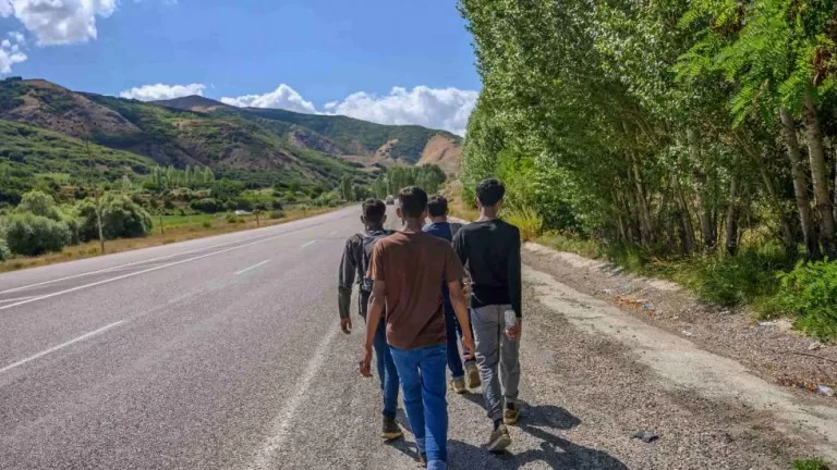 Tirkiye dest bi guhertina demografiya Girê Spî jî kir