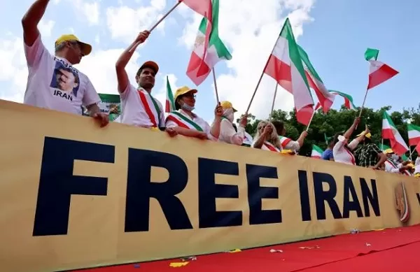 Iranian dissidents to visit Israel next week