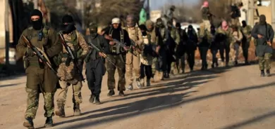 Komên cîhadî li Efrînê lihev dan