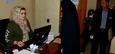 العراق .. دوام الموظفين بنسبة 50 بالمئة بالتناوب للحد من كورونا