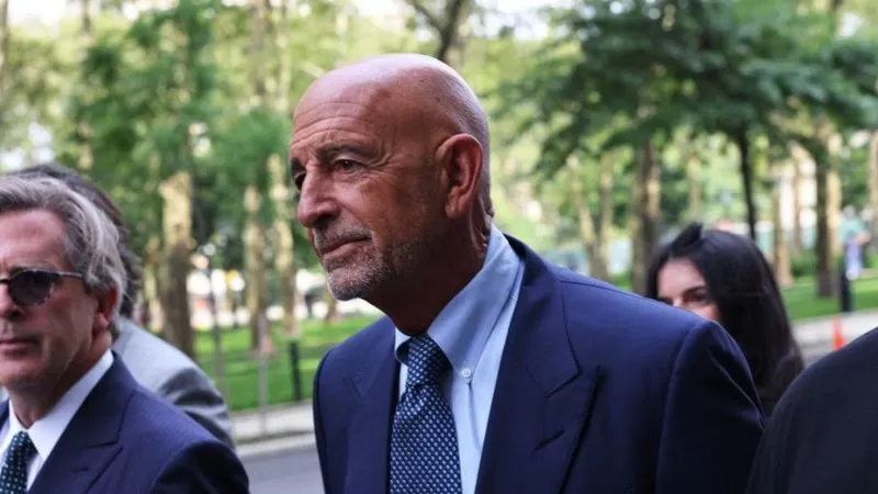 مستشار سابق لترامب يدفع ببراءته من تهمة ممارسة ضغوط لصالح الإمارات