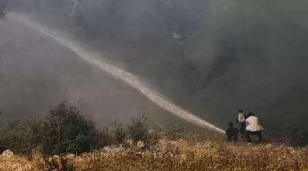 تجدد الحرائق ليلا شمالي لبنان.. والجيش يرسل طوافتي إطفاء