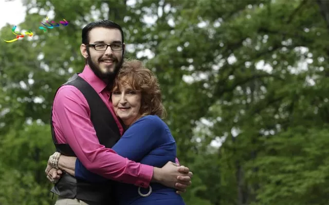 لاوێكی كەشخە ئاشقی ئافرەتانی بە تەمەنە